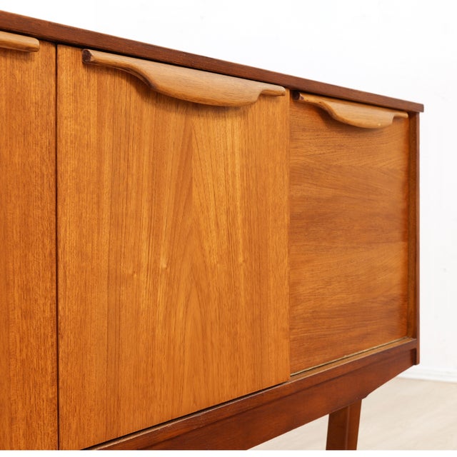 Brown Mid Century Teak Credenza Attributed to Stonehill Furniture For Sale - Image 8 of 10