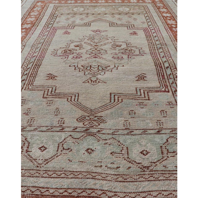 Vintage Turkish Oushak Rug With Medallion Design in Taupe, Light Green, & Brown For Sale In Atlanta - Image 6 of 10