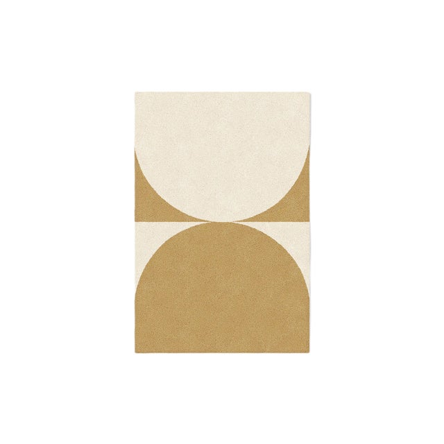 White/Natural Shape in Rug from Marqqa For Sale