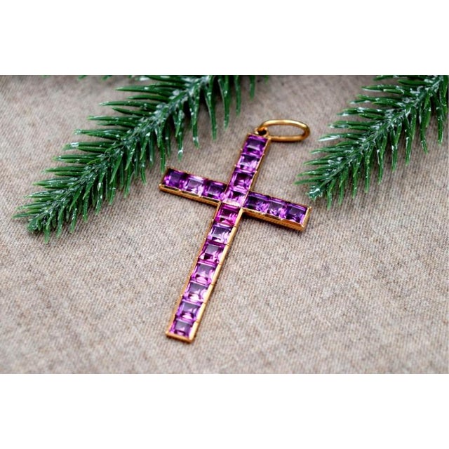 19.2k Gold Cross Pendant with Rubies For Sale - Image 3 of 8
