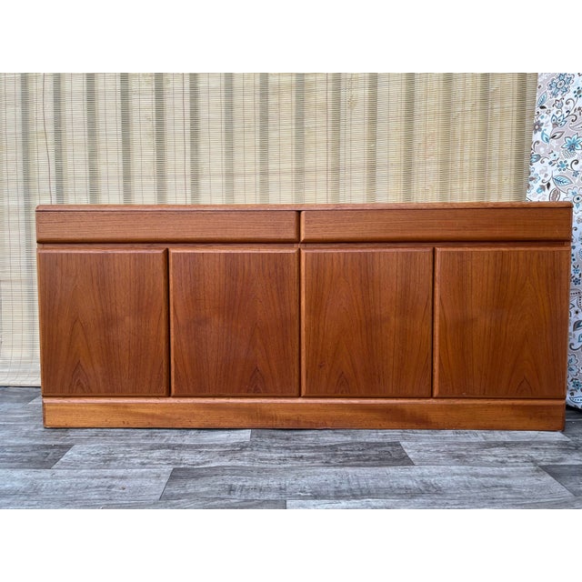 Midcentury Danish Modern Teak Credenza Sideboard by Sannemannn Mobler, Denmark. Circa 1980s For Sale - Image 17 of 18