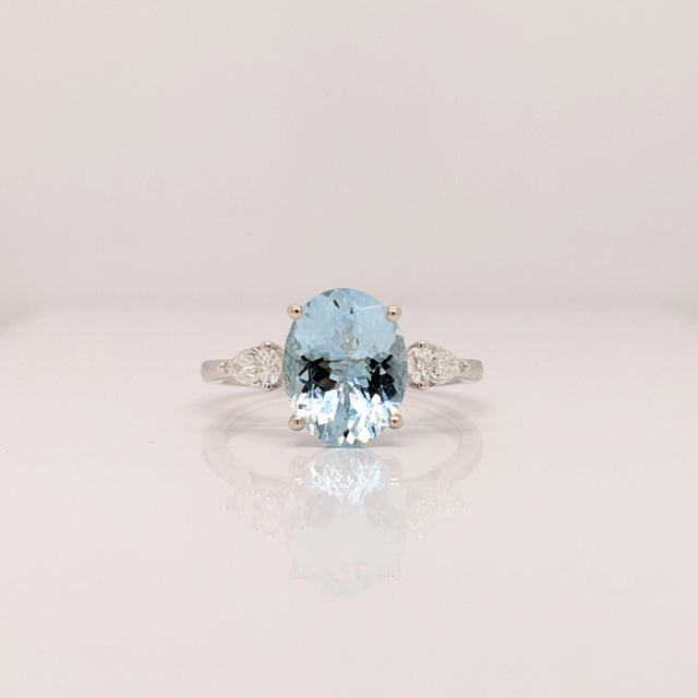 1.4Ct Aquamarine and Pear Diamond Accents in Solid 14k White Gold, Size 6.75 For Sale In Columbus - Image 6 of 8