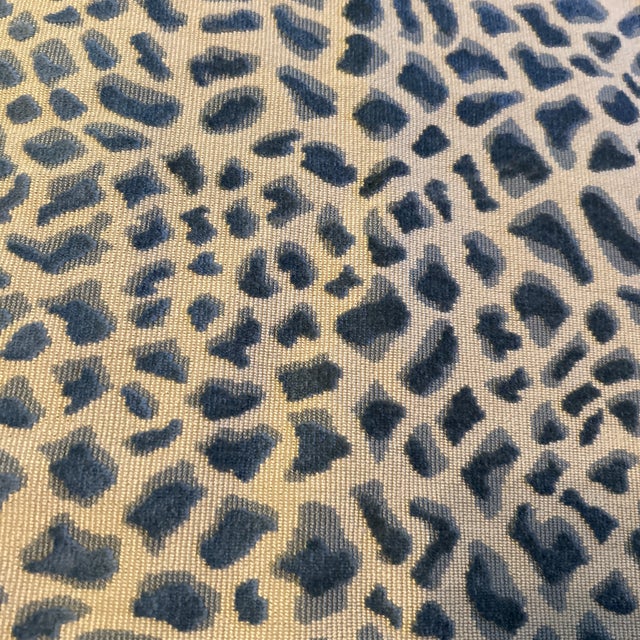Lumbar Pillow Cover Made from A Cowtan Tout Fabric For Sale In Portland, OR - Image 6 of 7
