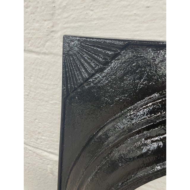 Late 19th Century French Quarter Cast Iron Fireplace Surround & Summer Cover 27" X 21" For Sale In Mobile - Image 6 of 8