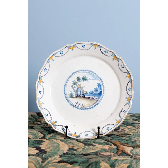 French Faience Plate from Nevers, 1700s For Sale - Image 6 of 6