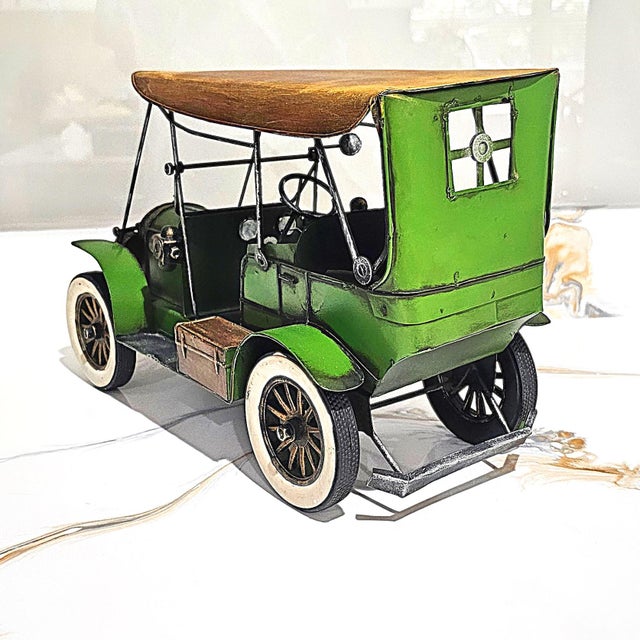Vintage 1916 Chevrolet Baby Grand Touring Car Model – Decorative Collectible For Sale - Image 15 of 18