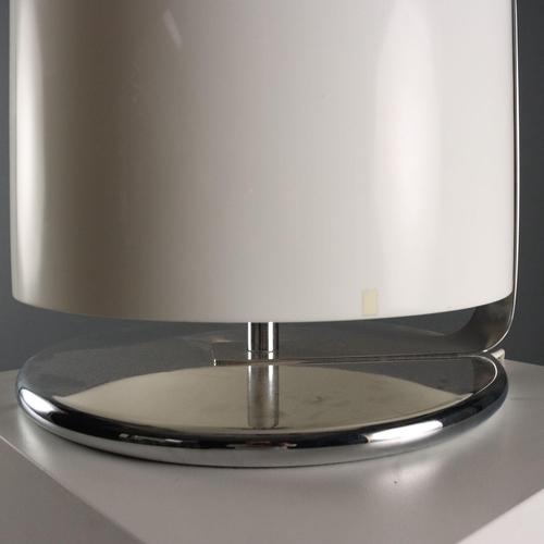 Metal Vintage Alvise Lamp by Luigi Massoni for Guzzini, 1960s For Sale - Image 7 of 8