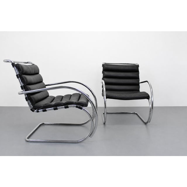 Leather and Steel MR Chairs by Ludwig Mies van der Rohe for Knoll Inc. / Knoll International, 1970s, Set of 2, in Very...
