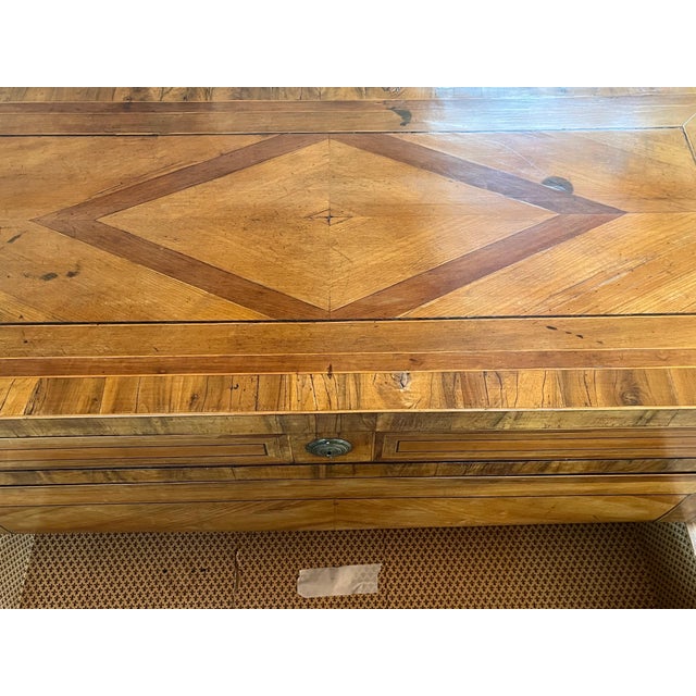 Italian 18th Century Italian Walnut and Briarwood Inlaid Commode For Sale - Image 3 of 12