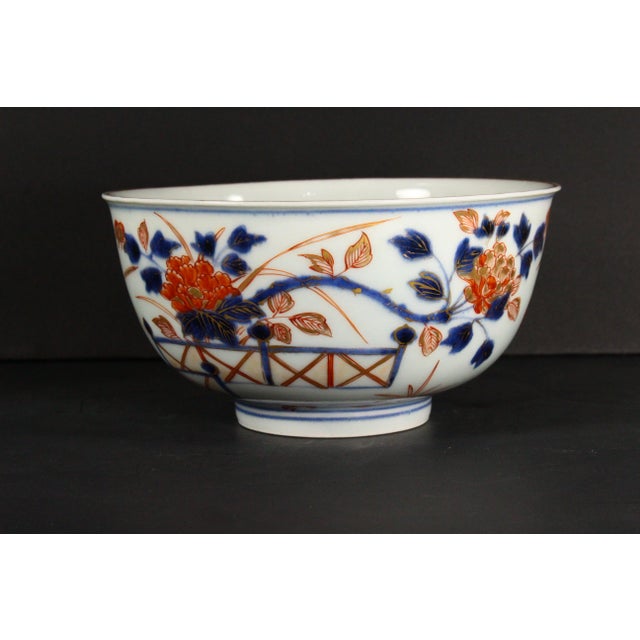 Mid 19th Century Fine 18th C. Edo Japanese Imari Bowl With Imperial Chrysanthemum Mark For Sale - Image 5 of 17