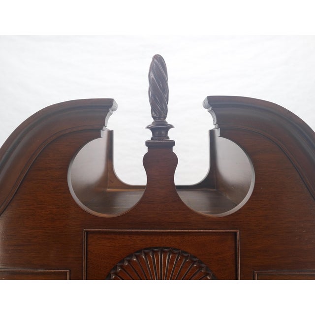 Duncan Phyve Mahogany 6 Drawers Splayed Carved Legs 6 Drawers Dresser MINT