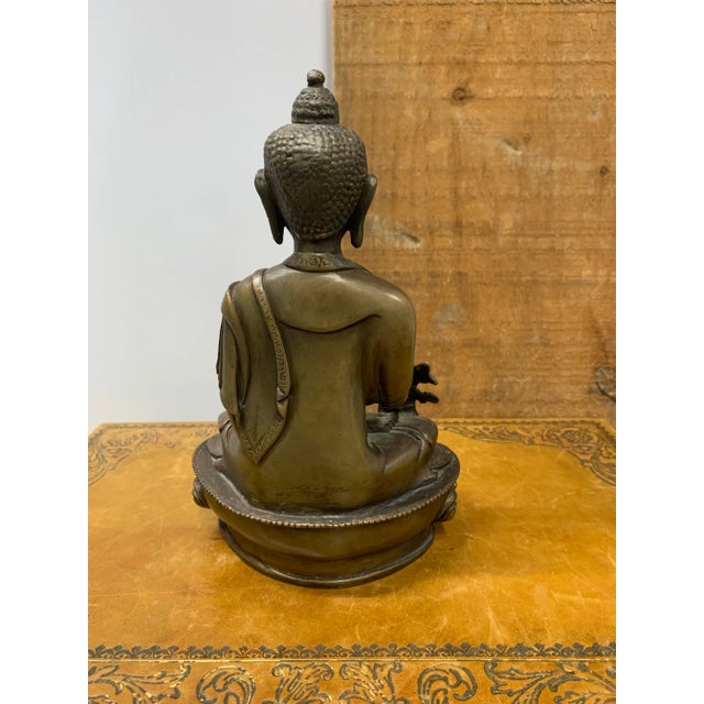 Figurative Late 19th Century Patinated Bronze Lotus Blossom Buddha For Sale - Image 3 of 7