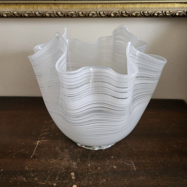 White Vintage Murano Style Handkerchief Vase With Filigrana Striped Pattern For Sale - Image 8 of 8
