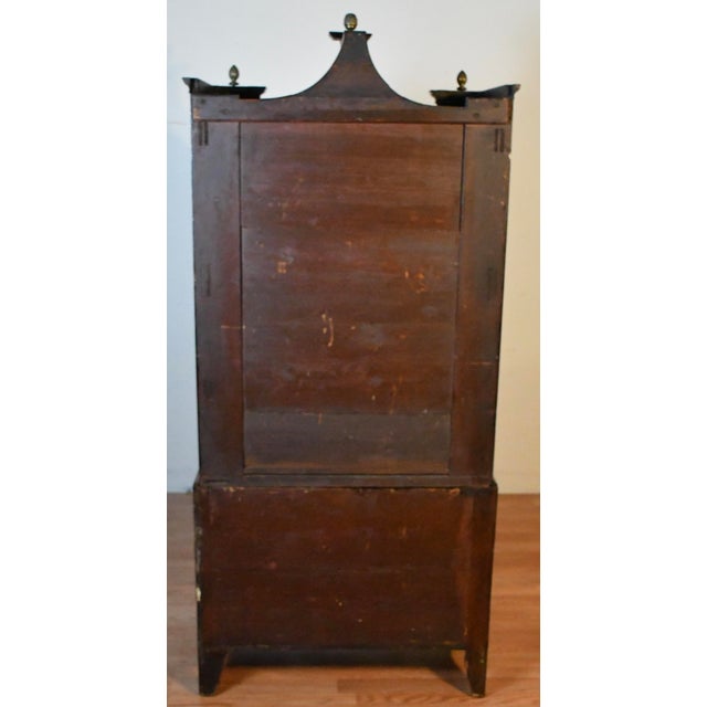 1820s Antique English Sheraton Flame Mahogany Inlaid Display Cabinet / Bookcase For Sale - Image 12 of 15