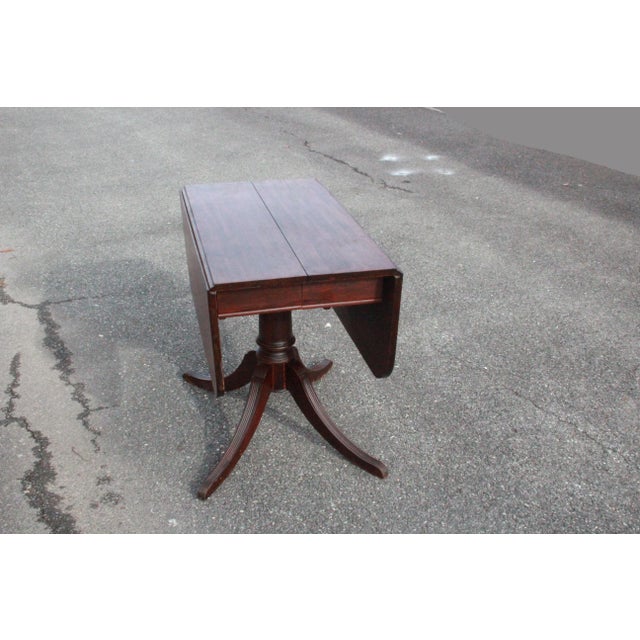 Traditional Early 20th Century Watertown Solid Mahogany Traditional Duncan Phyfe Style Drop Leaf Accent Table For Sale - Image 3 of 12