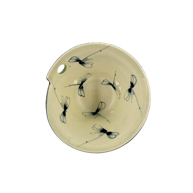 Contemporary Asian Modern Bat Trang Vietnamese Ramen/Pho/ Rice Bowls With Hand Painted Dragonflies Celadon Carved Accents and Chopstick Rests - Set of 6 For Sale - Image 3 of 9