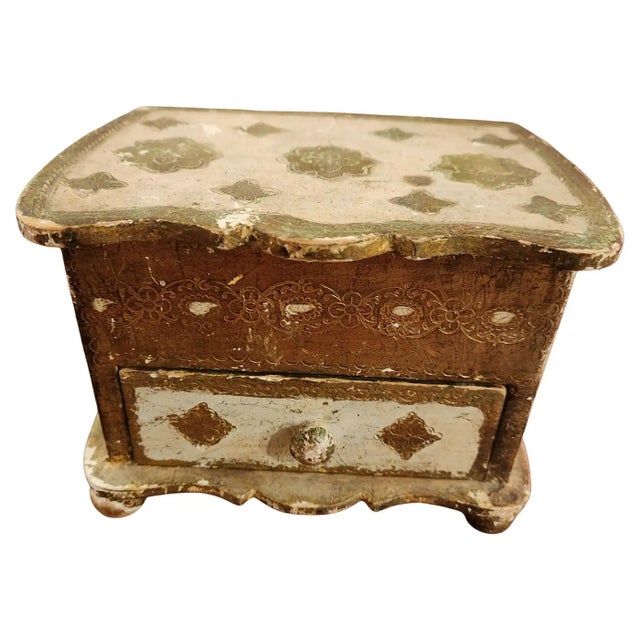 1950s Venetian Giltwood Mirrored Jewelry Box Italy For Sale - Image 11 of 14