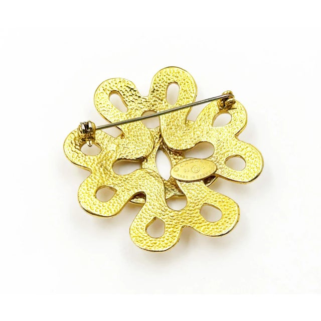 Contemporary Chanel Vintage Gold Plated CC Twisted Flower Brooch For Sale - Image 3 of 4
