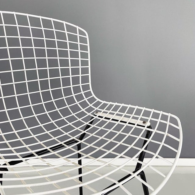 Metal Mid-Century American Black & White Metal High Stools attributed to Bertoia for Knoll, 1960s, Set of 4 For Sale - Image 7 of 18