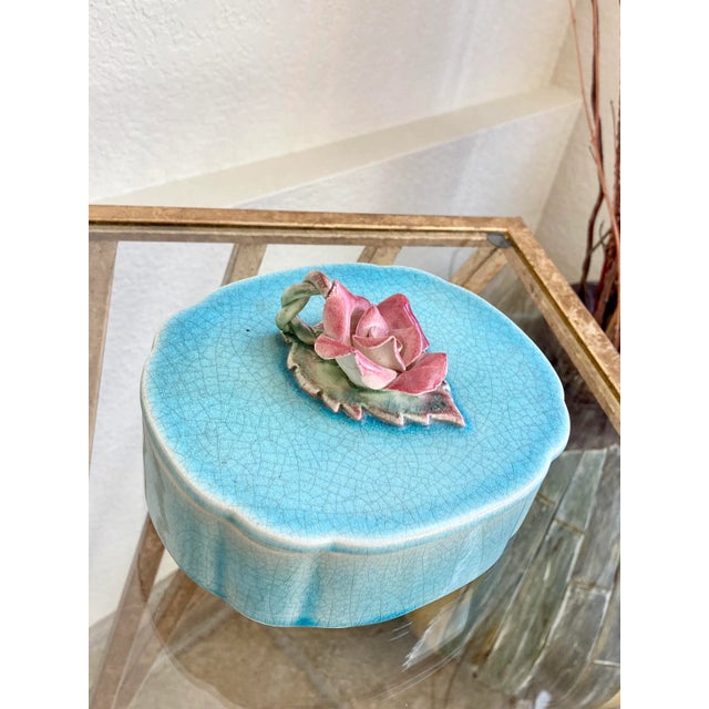 Circa 1930 Robertson Pottery Hollywood Whatnot Lidded Box For Sale - Image 12 of 13