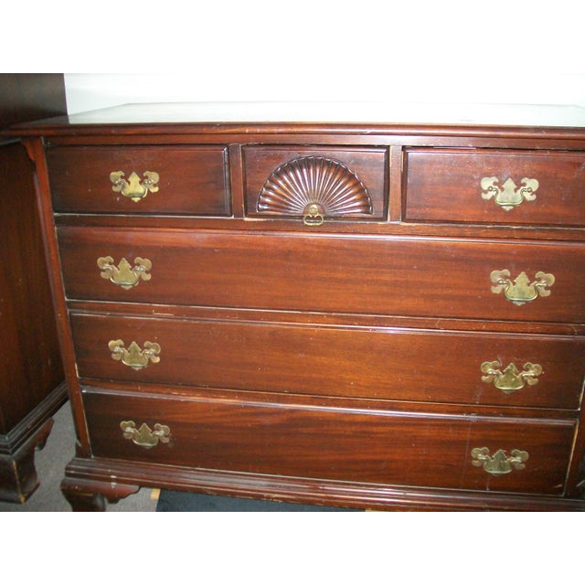 1950s Columbia Myers Dresser For Sale - Image 4 of 7