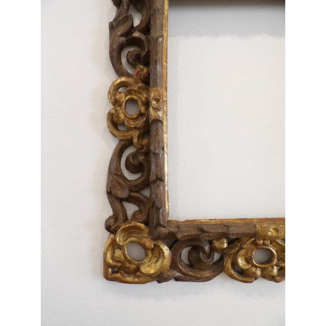 Gilded and Bronzed Wooden Frame, Central Italy, 1600s For Sale - Image 3 of 18