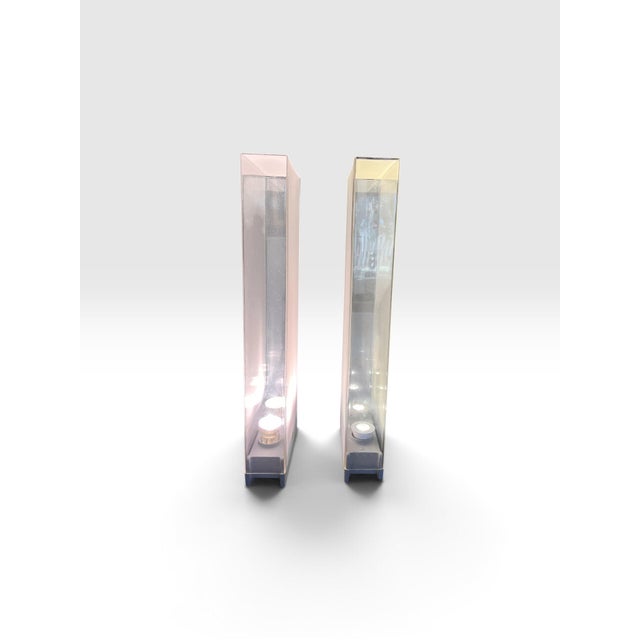 1990s Pablo Designs San Francisco Frosted Lucite Architectural Table Lamps - a Pair For Sale - Image 4 of 12