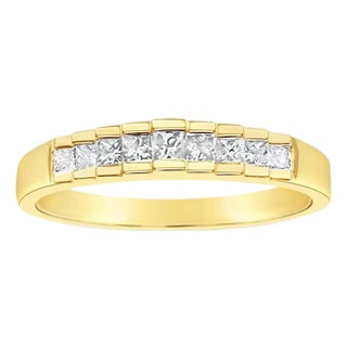 One Third Carat Step Up Style Princess Cut Wedding Band, Size 5 For Sale