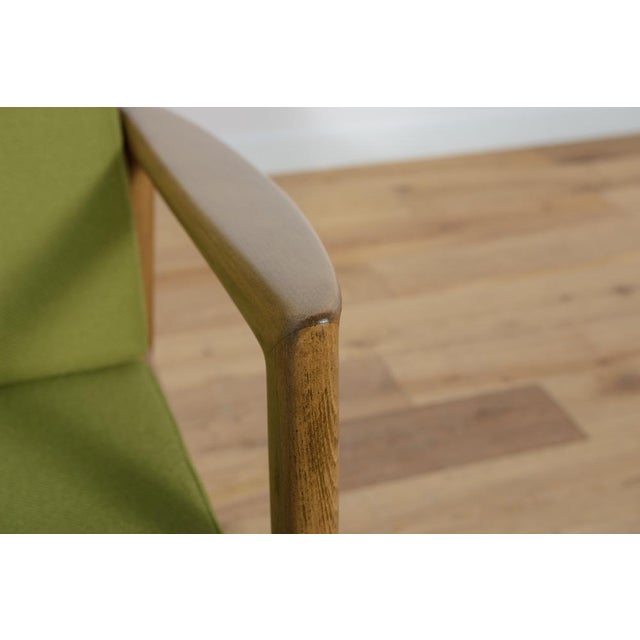 Model 300-139 Armchair from Swarzędz Factory, 1960s For Sale - Image 9 of 18