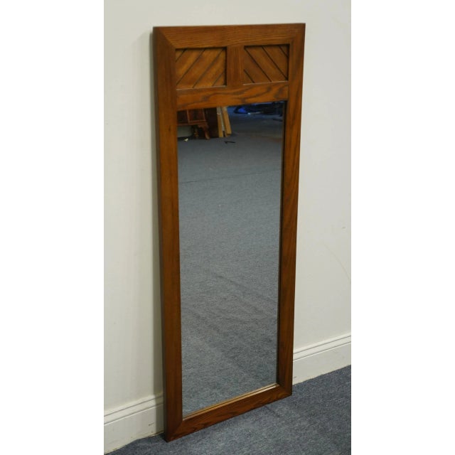 American Thomasville Furniture Woodfield Collection Rustic Americana 19" Dresser / Wall Mirror 43711-230 For Sale - Image 3 of 7