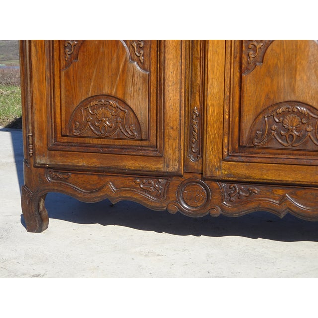 Renaissance-Style Wardrobe in Oak, 1950s For Sale - Image 12 of 18