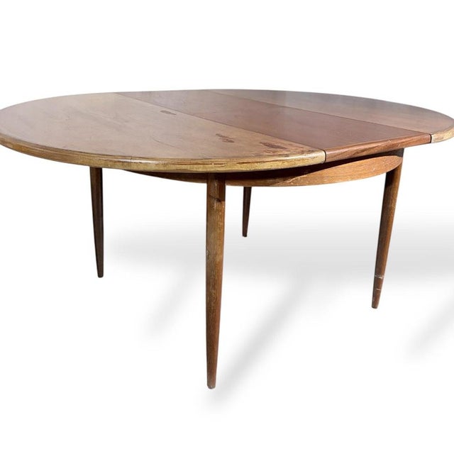 Vintage Round Extending Dining Table in Teak from G-Plan For Sale - Image 5 of 12