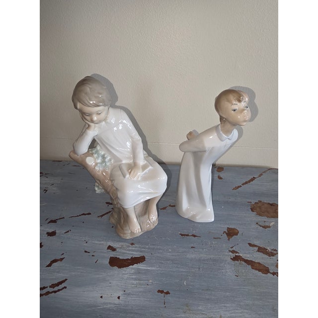 Ceramic Two Vintage Lladro Figurines For Sale - Image 7 of 10