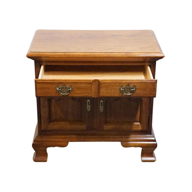 Thomasville Furniture Fisher Park Collection 29" Cabinet Nightstand 21611-820 For Sale In Kansas City - Image 6 of 16