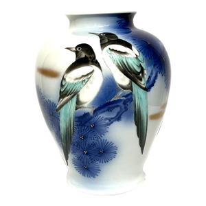 Fukugawa Porcelain Vase With Two Birds