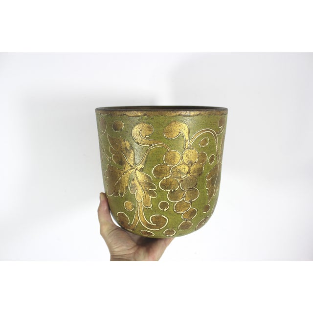 1970s Vintage Italian Florentine Gilded Terracotta Planter Cachepot For Sale - Image 5 of 12