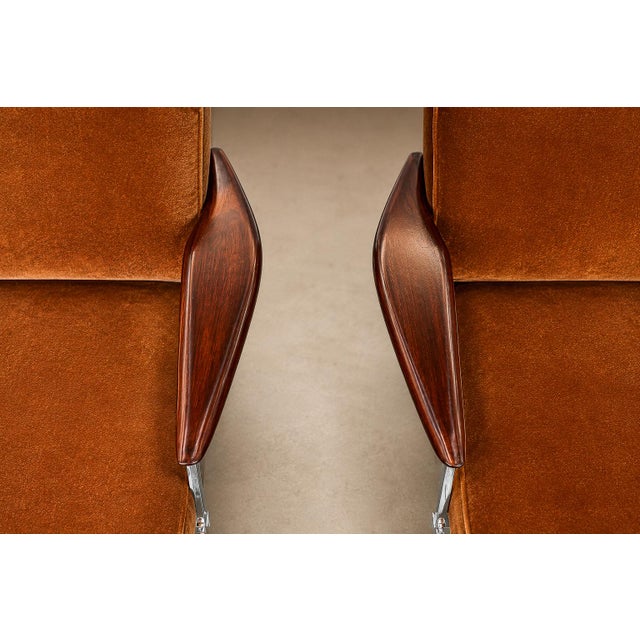Pair of "Beto" Armchairs by Sergio Rodrigues in Brazilian Rosewood, Chrome & Burnished Cognac Mohair, Brazil, 1958  Lot 886 For Sale - Image 4 of 18