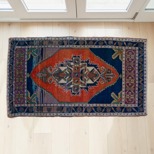 Contemporary Hand Knotted 1. Class Turkish Small Rug - 1'10" X 3'3" For Sale - Image 3 of 10