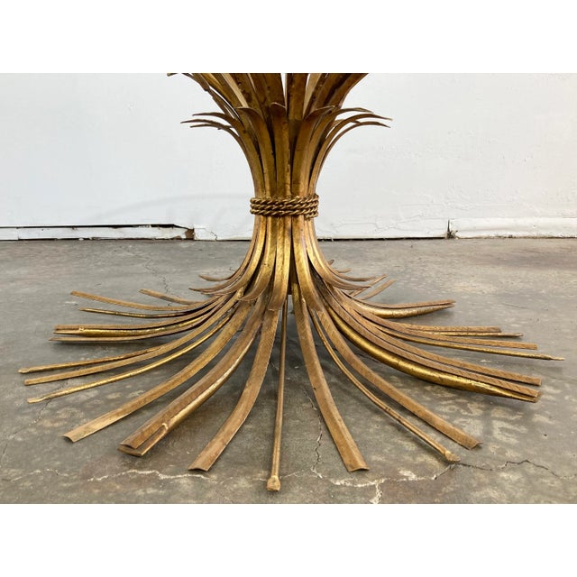Metal Vintage Hollywood Regency Style Gilt Sheaf of Wheat Round Glass Top Table For Sale - Image 7 of 10