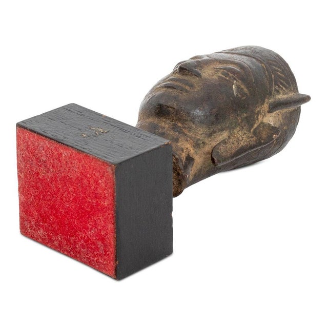 Early 20th Century Thai Patinated Metal Buddha Head in Headdress For Sale - Image 5 of 5