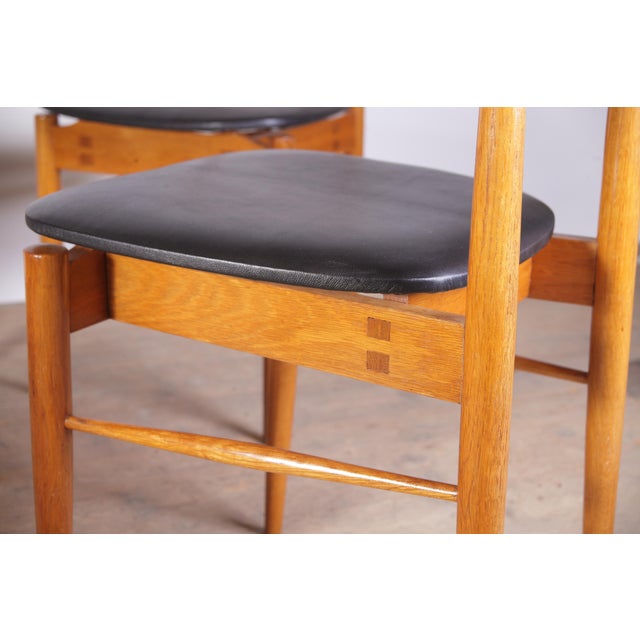 Mid-Century Oak and Black Leather Dining Chairs from Uluv, Former Czechoslovakia, 1960s, Set of 4 For Sale - Image 10 of 13