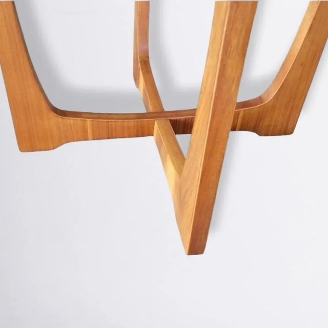 Rare Vintage 1950s Broyhill Emphasis Mid-Century Modern Table | Brasilia Style Walnut MCM Vintage Accent Table For Sale In Dallas - Image 6 of 7
