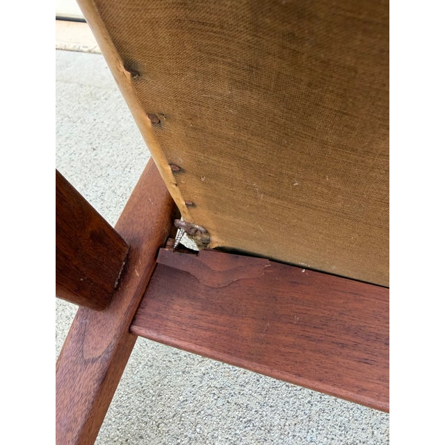 Walnut Armchairs - Jens Risom Design - Original Naugahyde, Labeled, 1960s For Sale - Image 11 of 15