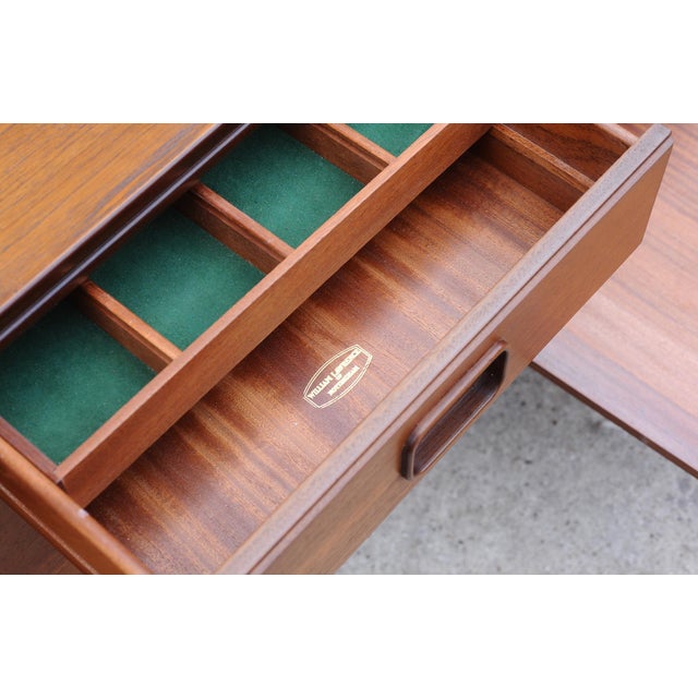 1960s Sideboard by William Laurence, 1960 For Sale - Image 5 of 9