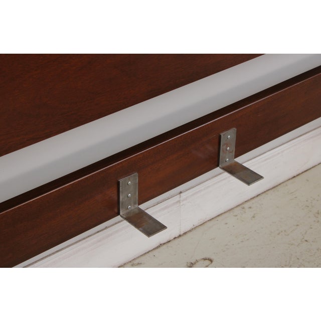 Councill Craftsmen King Size Mahogany Pencil Point Bed For Sale - Image 12 of 16