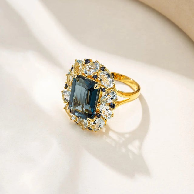 Nina Zhou London Blue Topaz Aquamarine Sapphire Cocktail Ring in 14k Yellow Gold, size 4.5 For Sale - Image 10 of 12