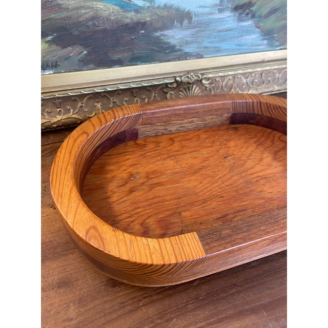Brown Vintage Mid-Century Modern Oval Wood Tray With Laminated Joinery and Raised Base. For Sale - Image 8 of 10