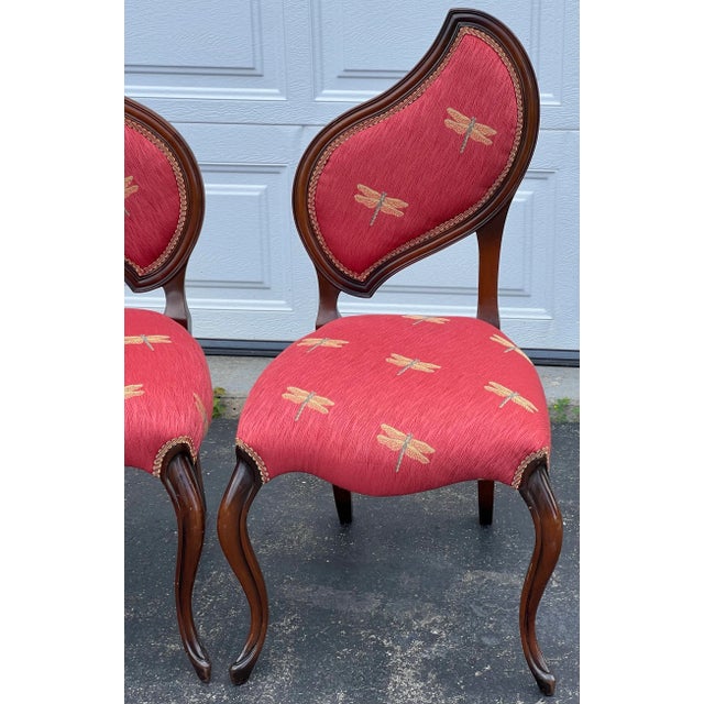 Art Deco Pair of French Louis XV Style Balloon Back Chairs, Dragonfly Upholstery, Walnut Finish a Pair For Sale - Image 3 of 12