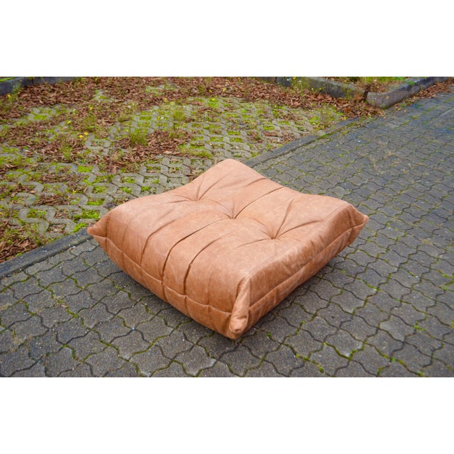Vintage Togo Ottoman in Cognac Leather by Michel Ducaroy for Ligne Roset, 1970s For Sale - Image 13 of 13
