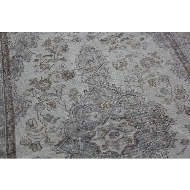 Hand knotted Oushak rug made of 75% wool & 25% cotton in 1950's. the beautiful medallion and very calm colors make this...